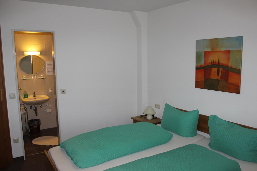 Hotel-Zahringerstube Neuenburg am Rhein Szoba fotó